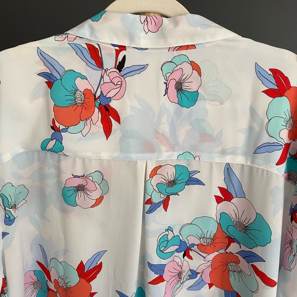 Candies Floral Print Blouse - Picture 7 of 11